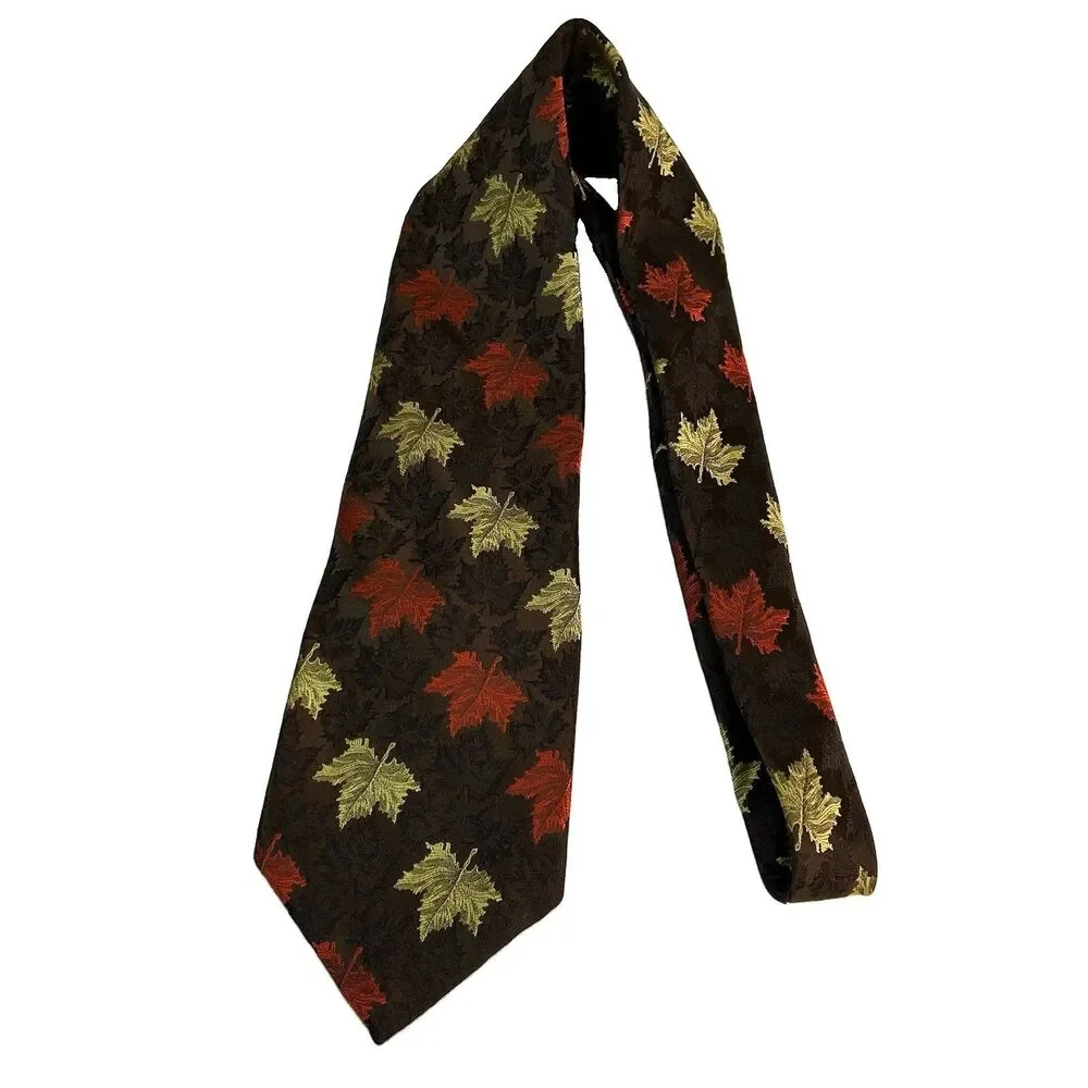 Trevira Italy Men’s Brown Orange Gold Vintage Maple Leaf Print Tie